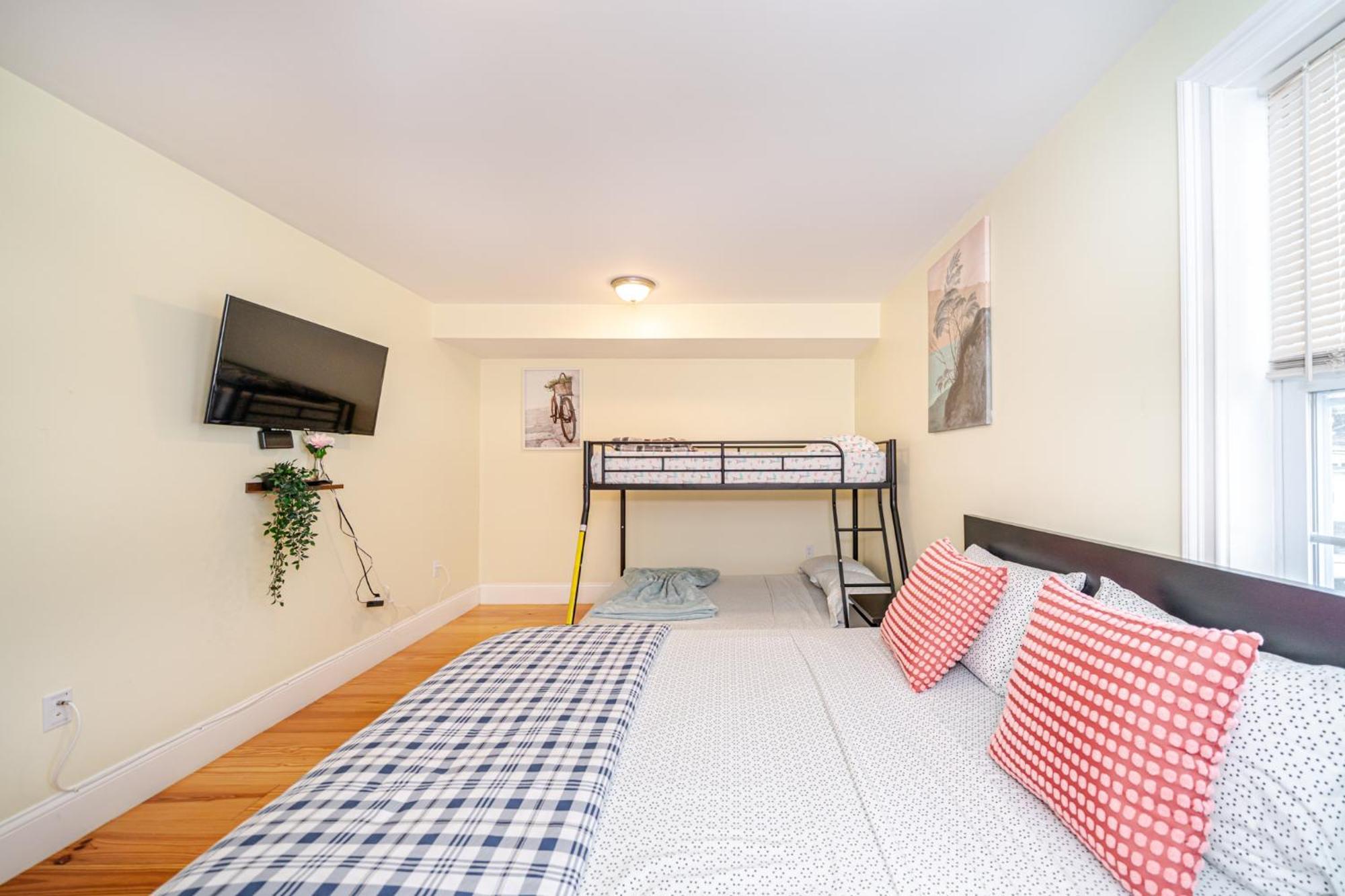41 - 3Br Quincy - Lovely Townhouse Near Parish Exterior foto